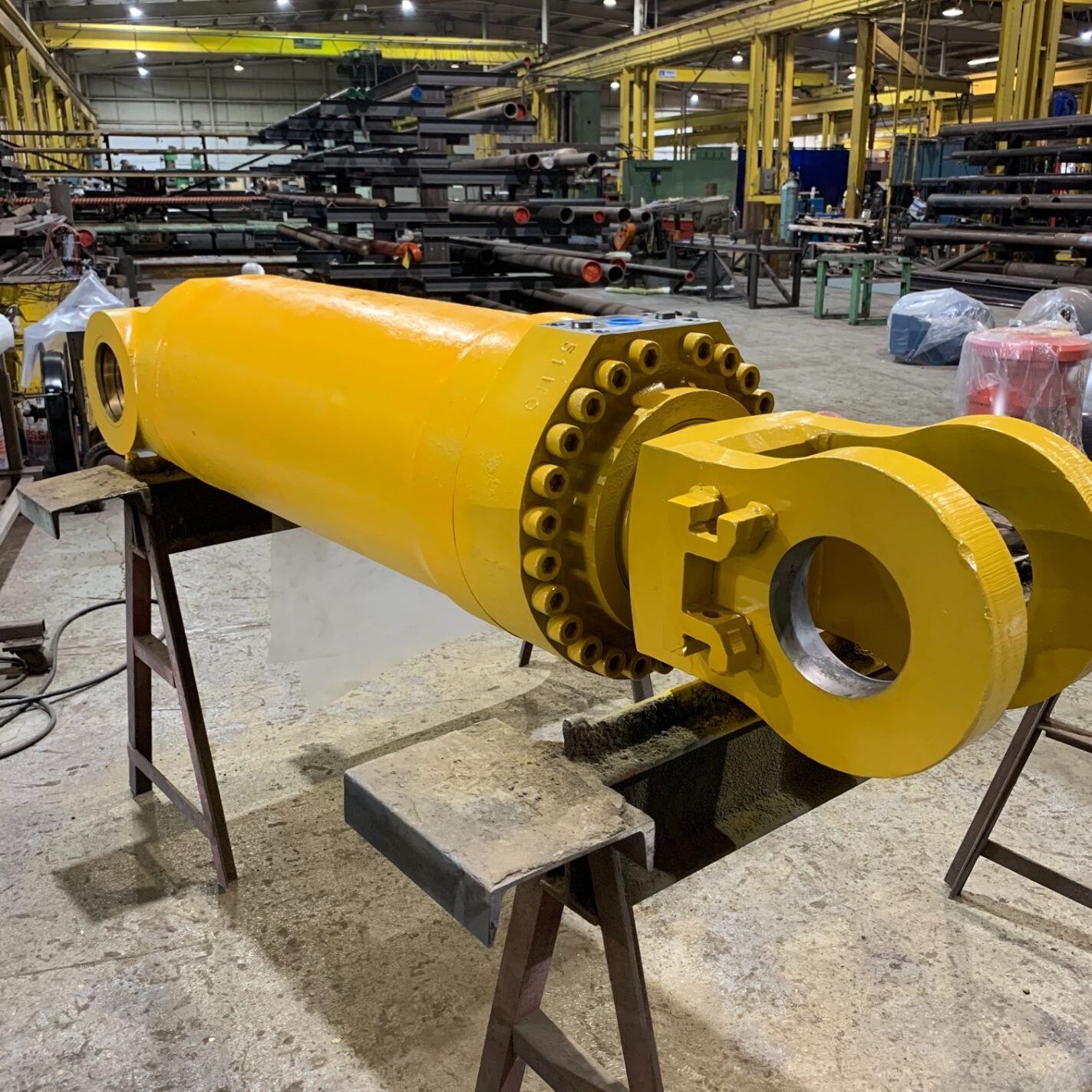 01 OUR SERVICES Hydraulic Cylinder